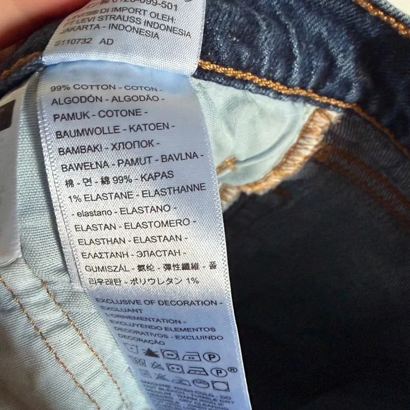 Levi’s Classic Blue 501 Straight Leg Button Fly Jeans size 27 EUC - Picture 7 of 8